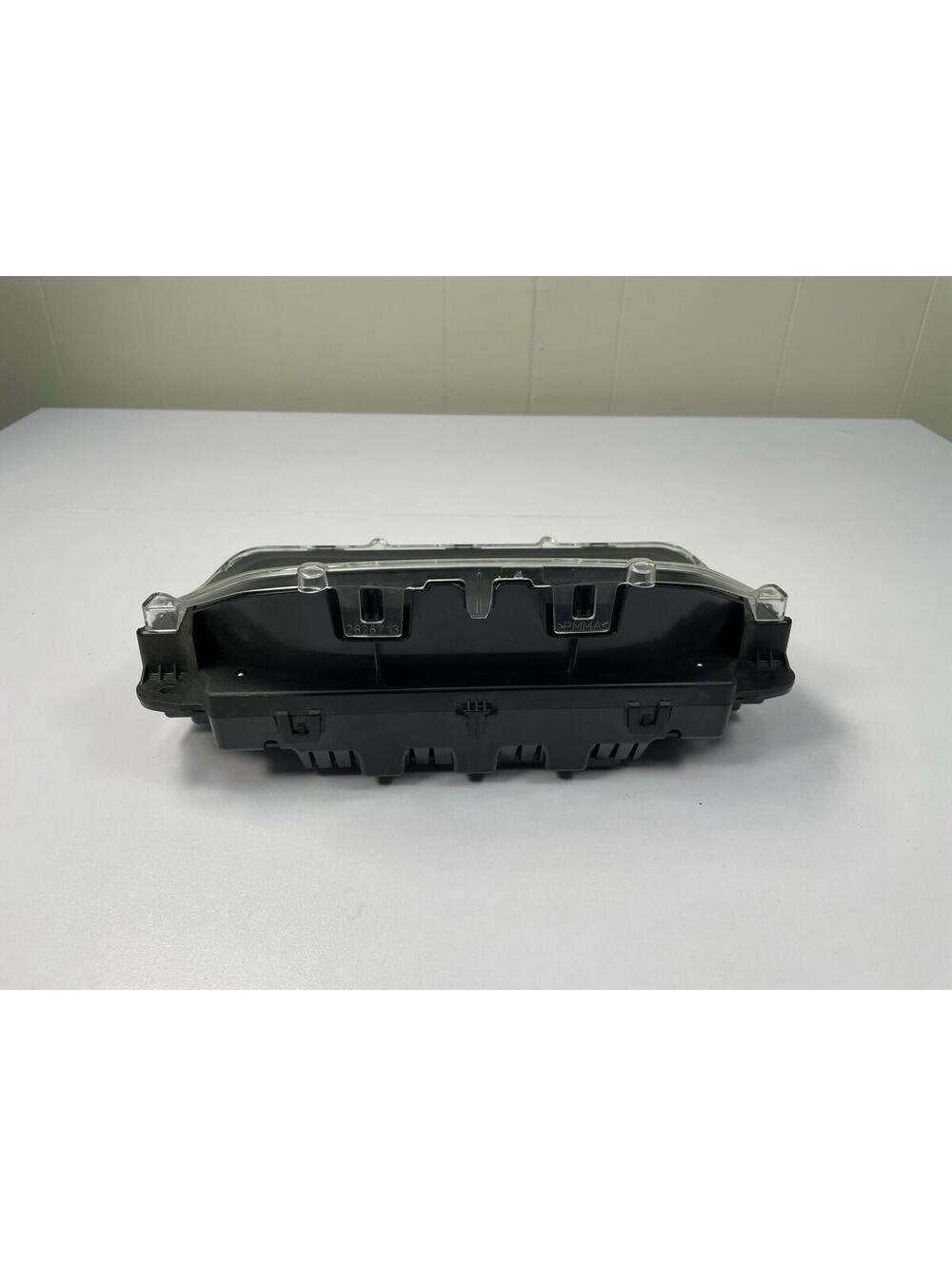 Chevy Volt Digital Instrument Cluster 23414128 Speedometer Display OEM Tested - Picture 2 of 9